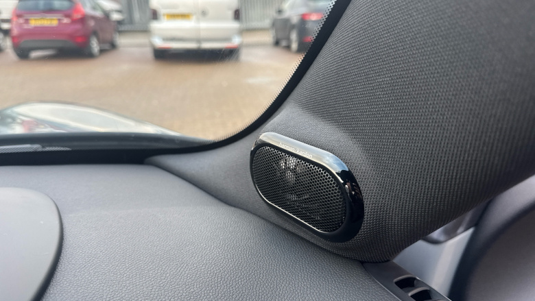 MINI Hatchback 135kW Cooper S Level 3 33kWh 3dr Auto Electric Hatchback